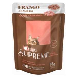 Sache de ração para gato adultos na cor marrom com detalhes em rosa para representar a palavra-chave Sache Quatree Supreme Gatos Castrados Frango